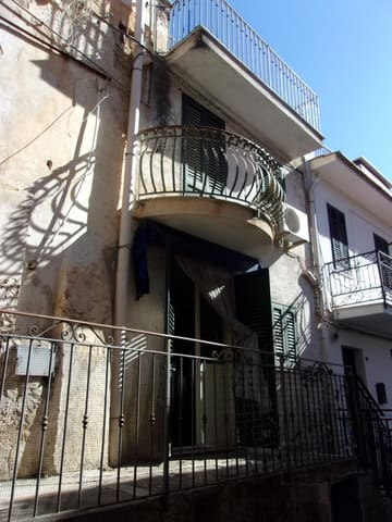 Photo: Immobile residenziale in Montelepre (PA)