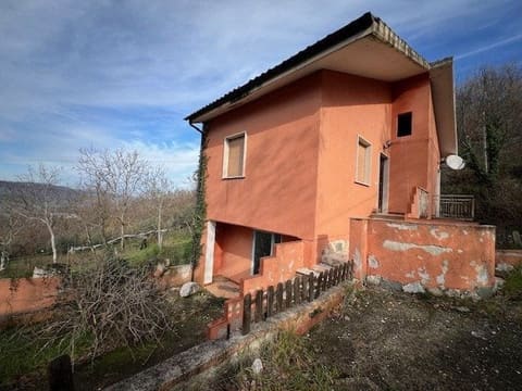 Foto: Immobile residenziale a San Mango sul Calore (AV)