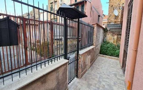 Photo: Immobile residenziale in Palermo (PA)