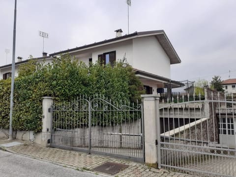 Photo: Immobile residenziale in Borgo San Dalmazzo (CN)