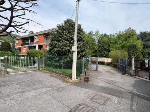 Photo: Immobile residenziale in Scanzorosciate (BG)