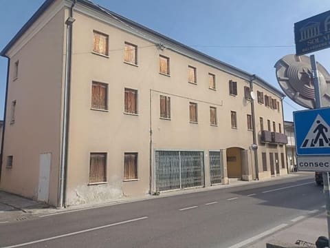 Foto: Immobile residenziale a Tezze sul Brenta (VI)