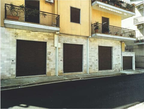 Photo: Immobile commerciale in Celico (CS)