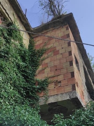 Foto: Immobile industriale a Solofra (AV)
