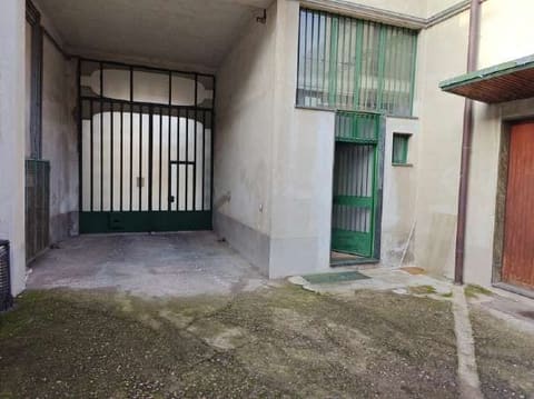 Photo: Immobile commerciale in Busto Garolfo (MI)