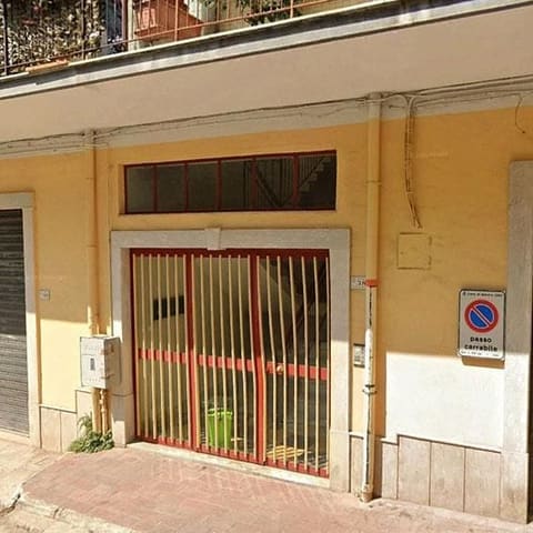 Photo: Immobile commerciale in Solofra (AV)
