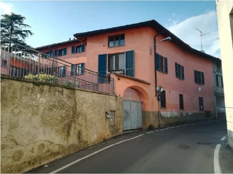 Photo: Immobile residenziale in Bregnano (CO)