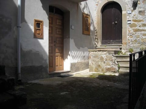 Photo: Immobile residenziale in Ficarra (ME)