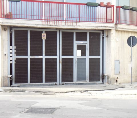 Photo: Immobile commerciale in San Severo (FG)