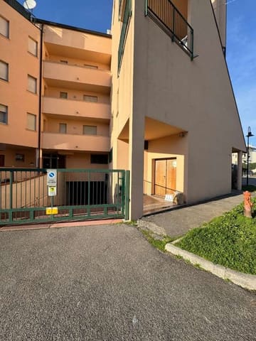 Photo: Immobile commerciale in Cardano al Campo (VA)