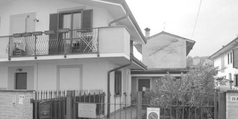 Photo: Immobile commerciale in San Colombano al Lambro (MI)