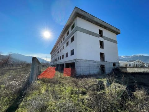 Photo: Immobile commerciale in Sulmona (AQ)