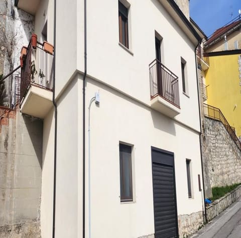 Foto: Immobile residenziale a Montefusco (AV)
