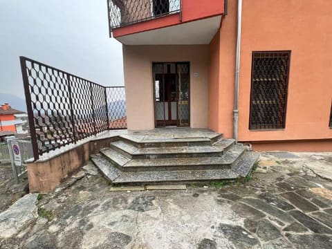 Photo: Immobile commerciale in Casale Corte Cerro (VB)