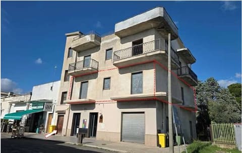 Foto: Immobile commerciale a Pisticci (MT)