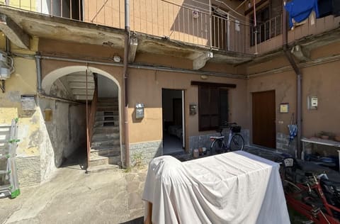 Photo of the lot 1