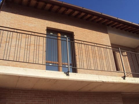 Photo of the lot 8