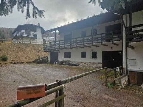 Foto: Immobile residenziale a Brentonico (TN)