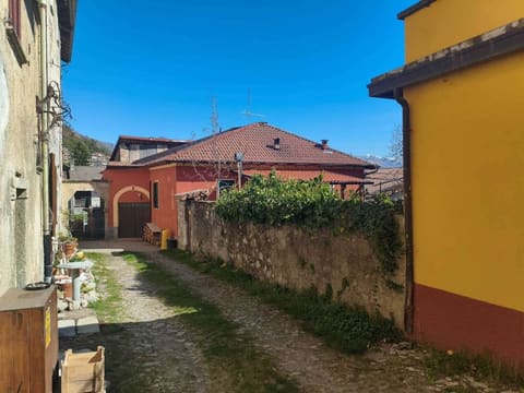 Photo: Immobile residenziale in Alta Valle Intelvi (CO)