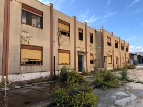 Photo: Immobile industriale in Priolo Gargallo (SR)