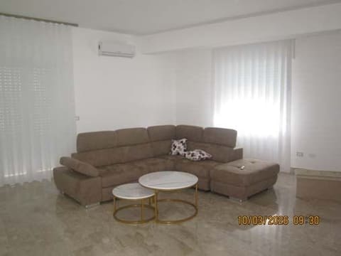 Photo of the lot 6