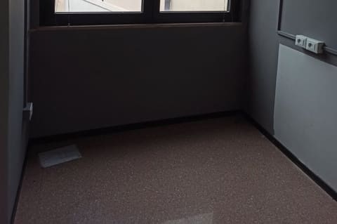 Photo of the lot 8