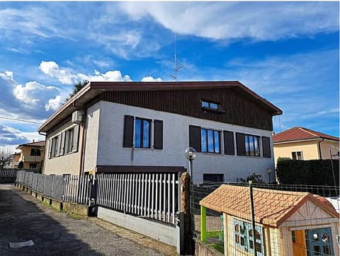 Photo: Immobile residenziale in Lonate Ceppino (VA)