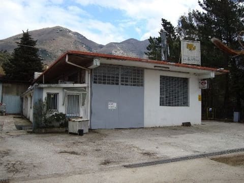 Foto: Immobile commerciale a Solofra (AV)
