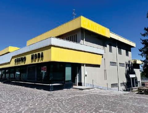 Photo: Immobile commerciale in Sant'Angelo Lodigiano (LO)