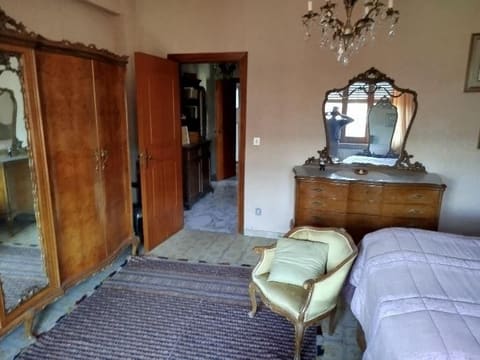 Photo of the lot 8
