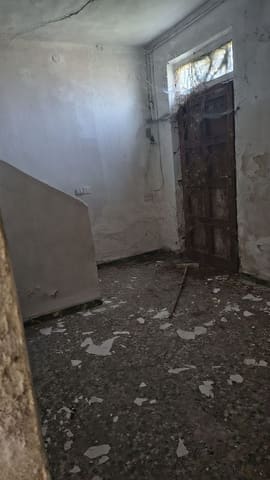 Photo of the lot 8