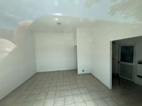 Photo of the lot 7