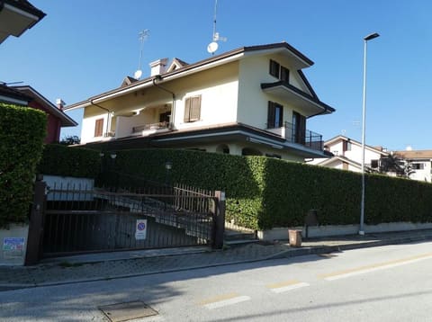 Photo: Immobile residenziale in Borgo San Dalmazzo (CN)