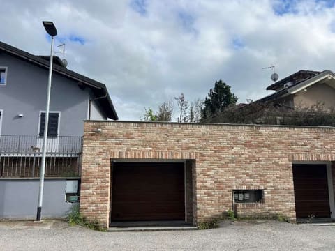 Photo of the lot 2