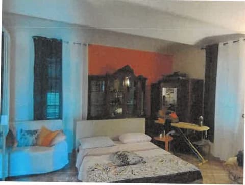 Photo of the lot 8