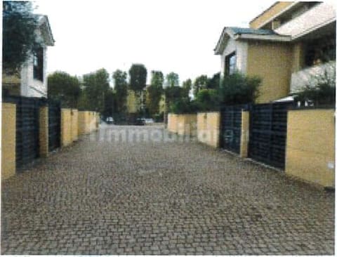 Photo of the lot 2