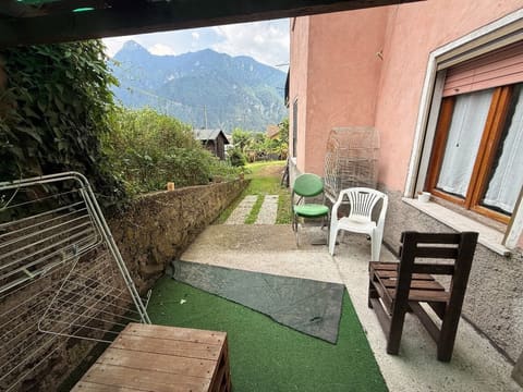 Photo of the lot 8