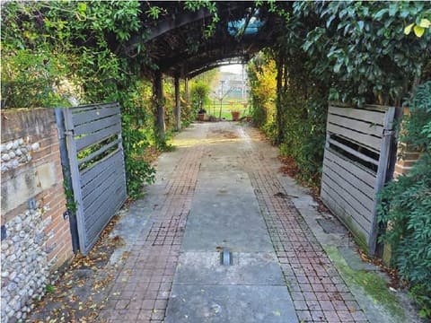 Photo of the lot 2