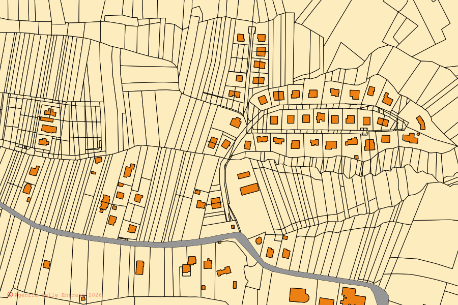 Mapa cadastral do centro de Lombardore: parcelas e edifícios, cartografia da Agenzia delle Entrate